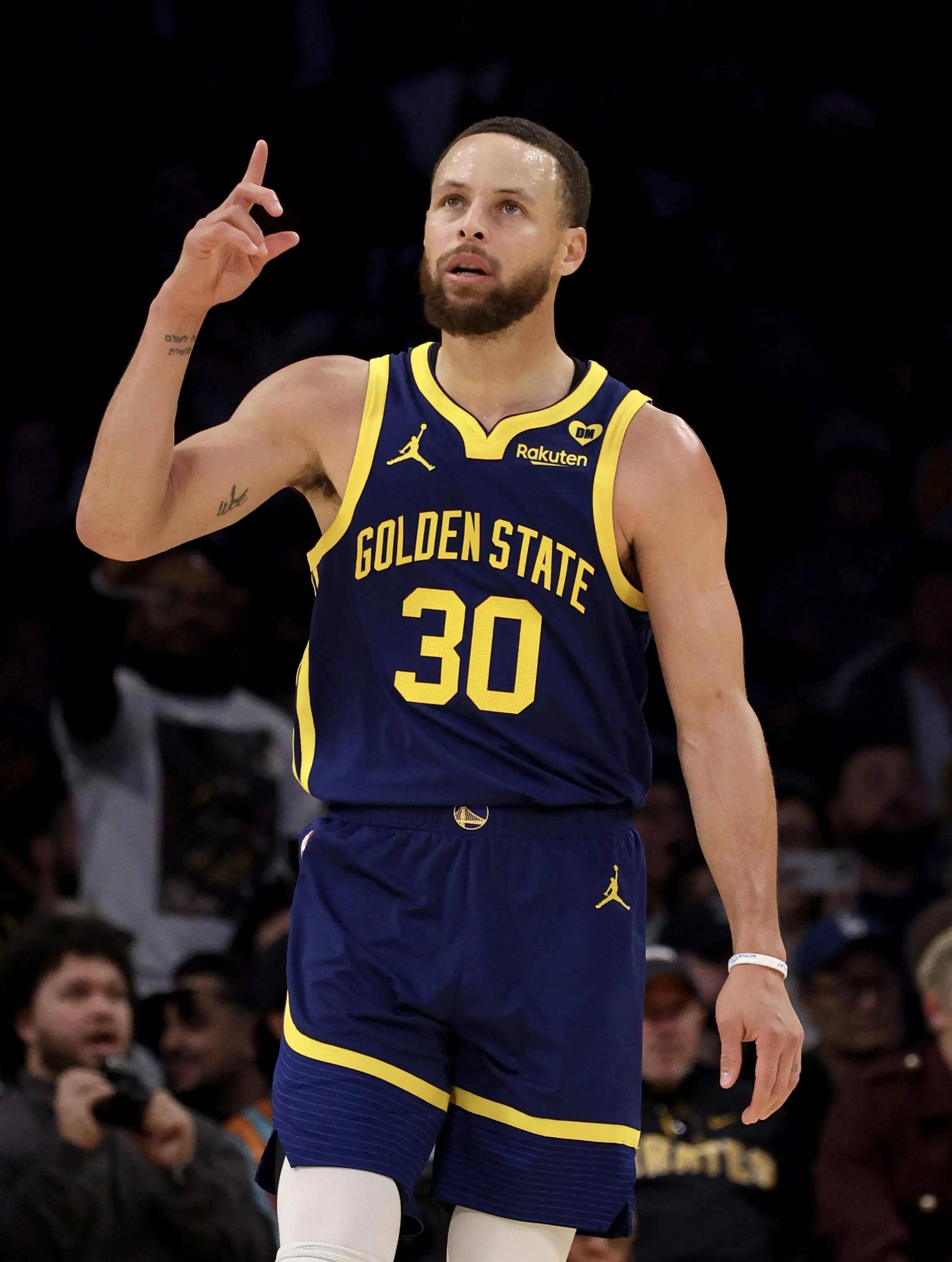 收时出现层 收时出现层